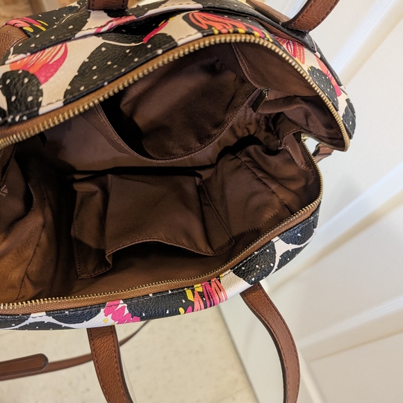 Fossil Sidney Crossbody - Picture 3 of 10